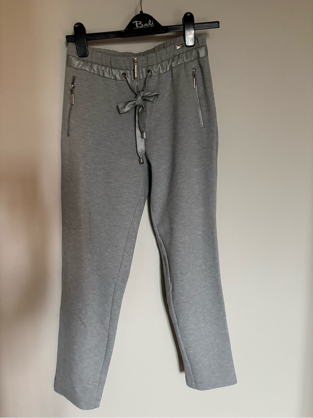 AIRFIELD désigner Grey Drawstring Jogger Pants